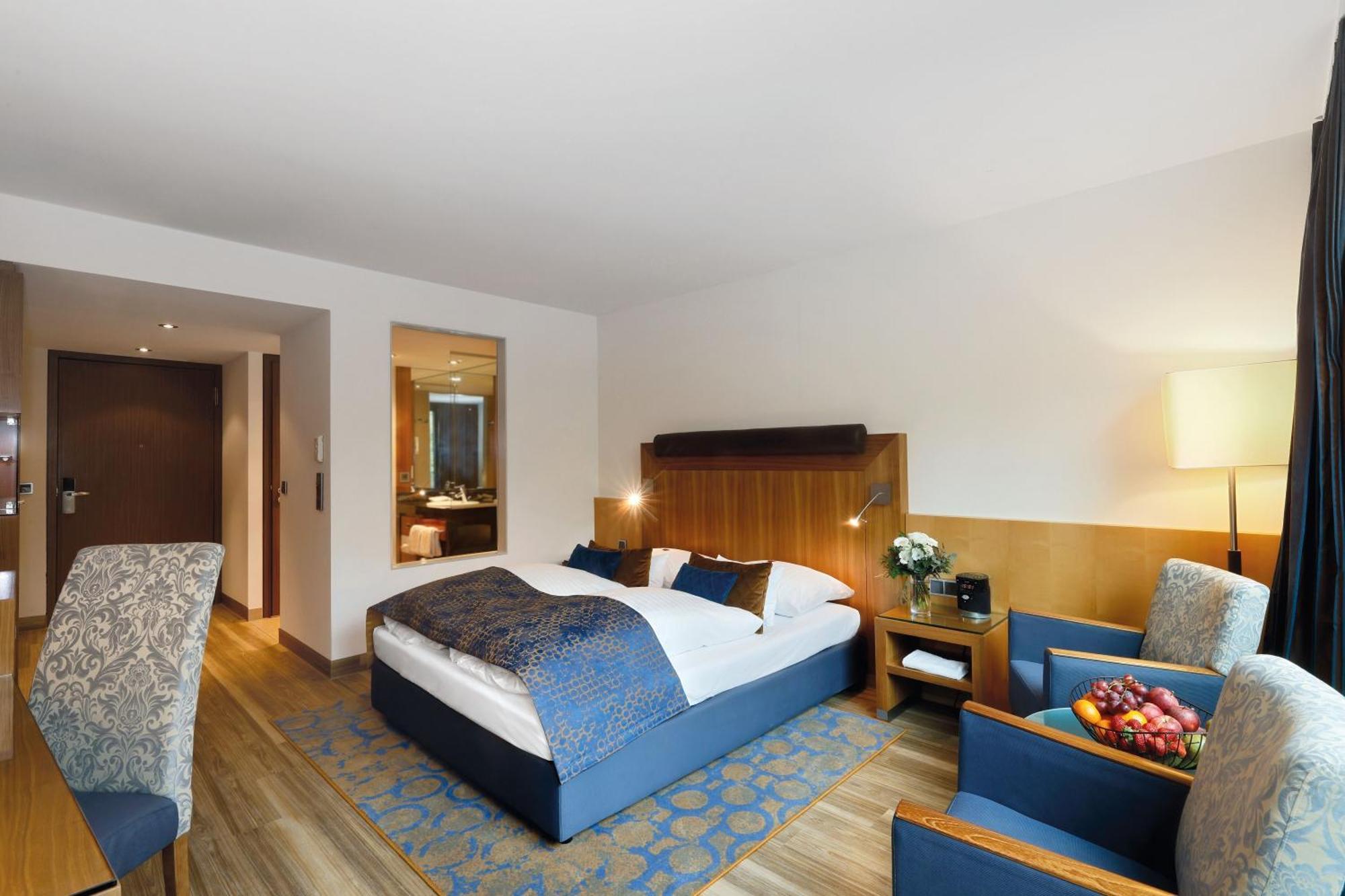 Hotel Favorite Parkhotel 4*