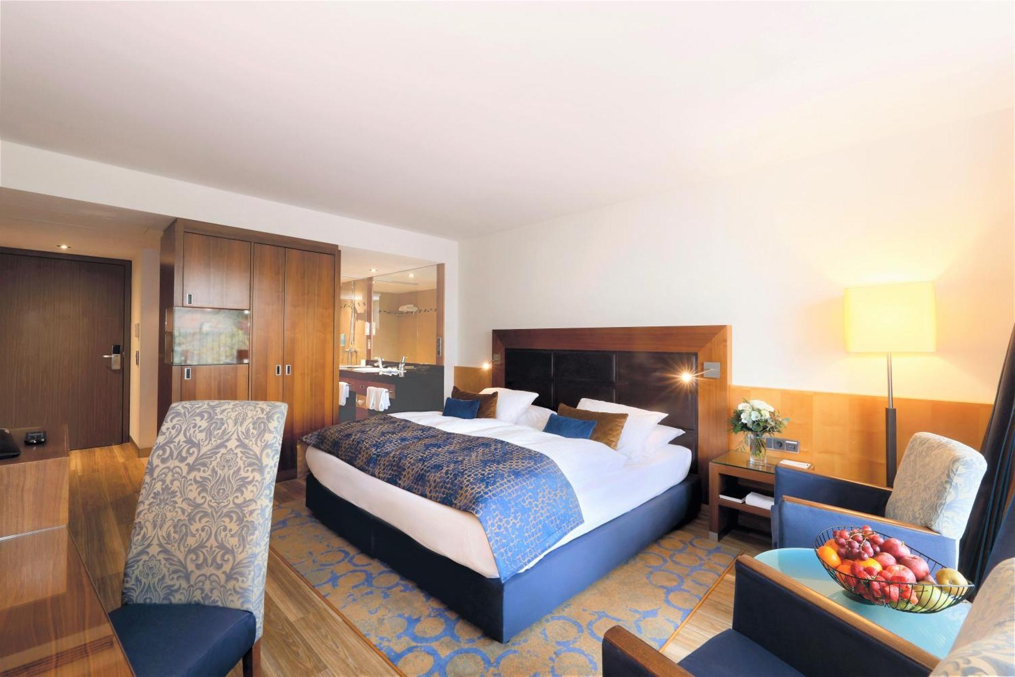 Hotel Favorite Parkhotel 4*